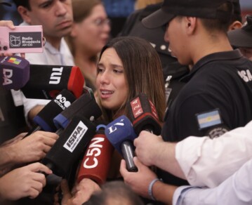 Así fue la llegada a la Argentina de Agostina Páez tras estar retenida en Brasil por dos meses
