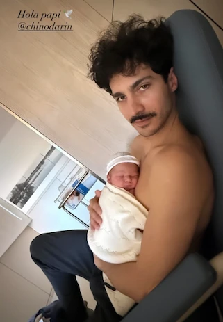 Chino Darin, Dante y Úrsula Corberó