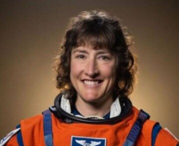 Quién es Christina Koch, la primera mujer que dará la vuelta a la Luna con Artemis II