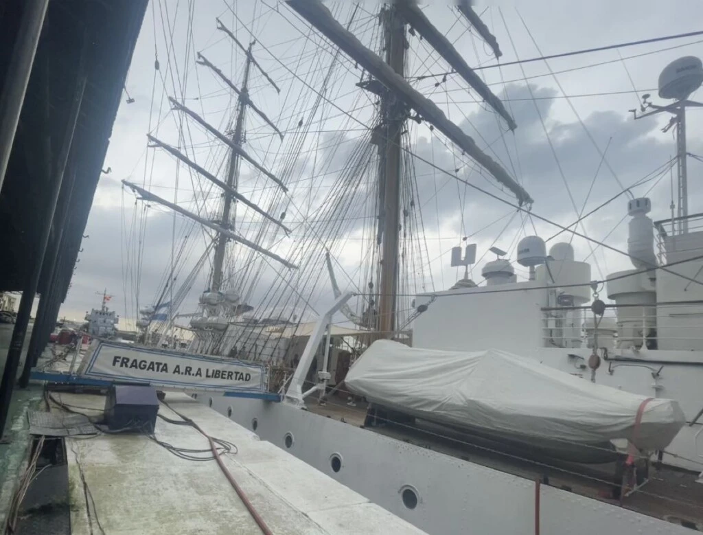 Fragata Libertad