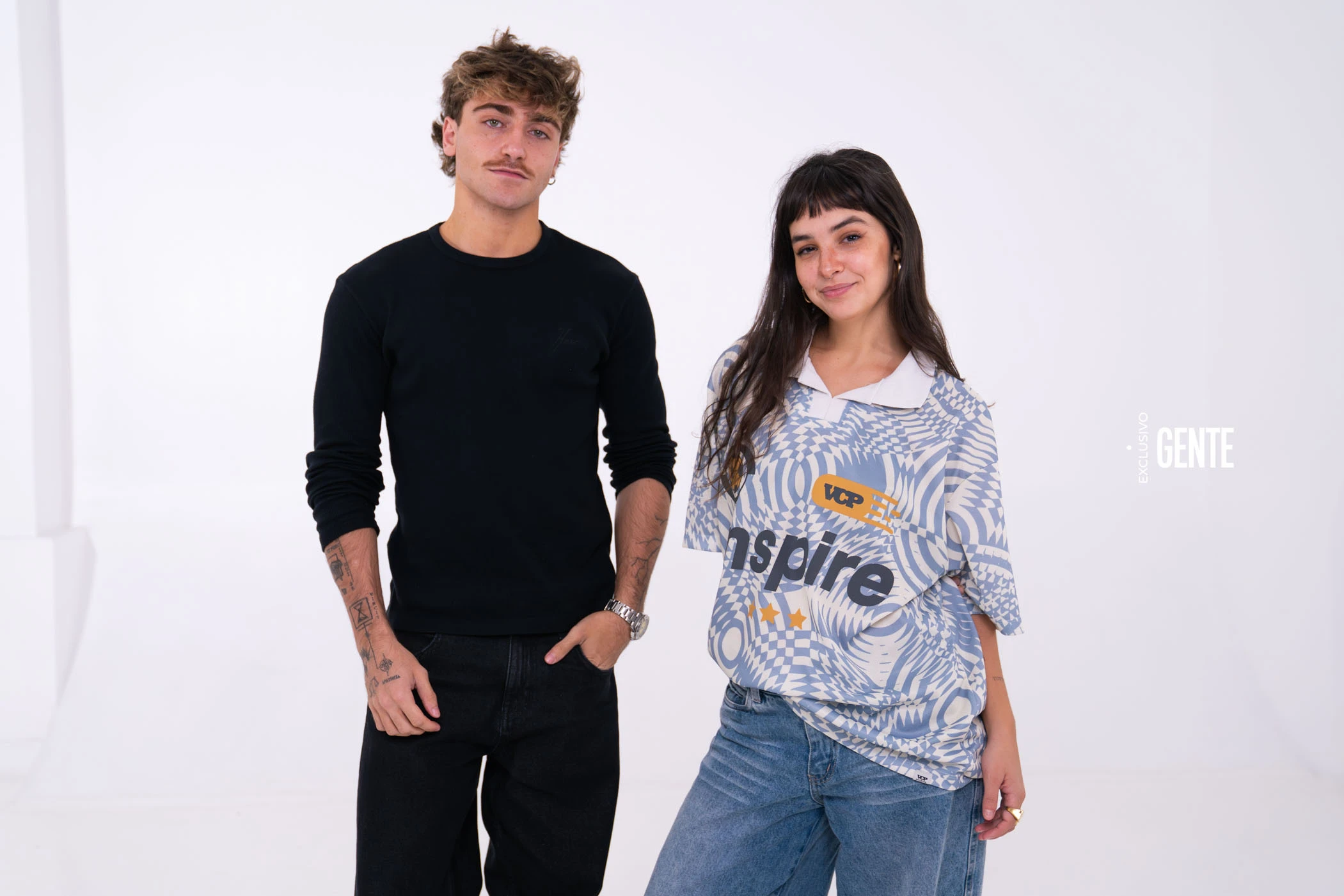 Manu Buttaro y Agos Palazzolo juntos descubren el nuevo kit Hellmann’s Asado y celebran el sabor más argentino.