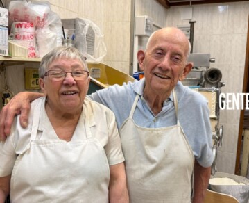 Tienen 86 y 89 años y se niegan a jubilarse, la emocionante historia de Julio y Lila, los abuelitos de Pastas Conde: la fábrica donde el amor es el ingrediente secreto