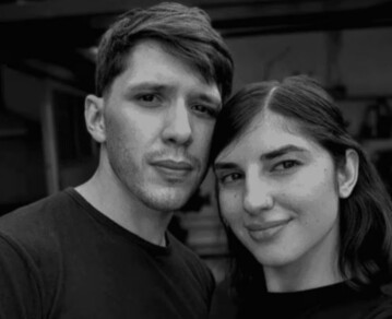 Conmoción por la muerte de una pareja de estudiantes de 22 años en Rosario: así los encontraron