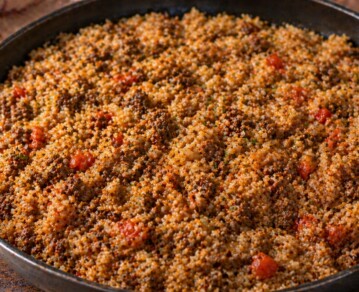 Arroz con carne al horno: el secreto para que quede suelto y lleno de sabor