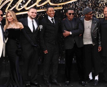 La familia Jackson reapareció en la avant premiere de "Michael": las fotos del clan y dos ausencias que llamaron la atención