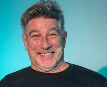 Pachu Peña blanqueó a su nueva novia: quién es Paula Paparella y cómo nació su historia de amor