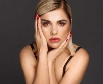 Gucci, Manolo Blahnik y Louboutin: Araceli González abrió su vestidor y mostró su impactante colección de zapatos