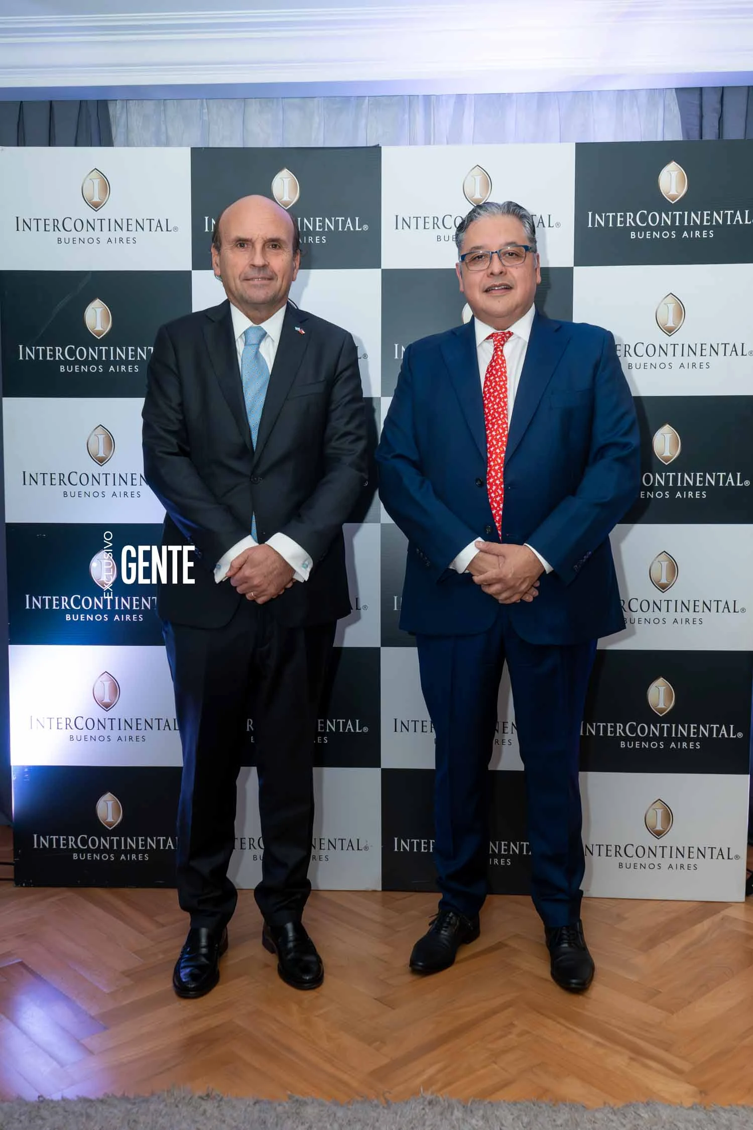 Embajador de Chile, Gonzalo Uriarte Herrera y Ariel Blufstein.