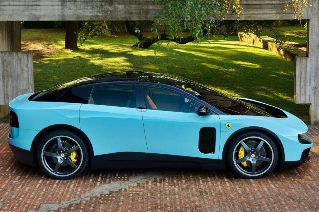 Ferrari Luce