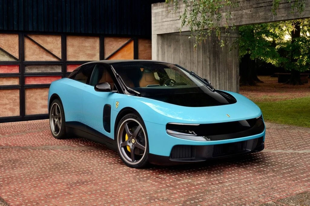 Ferrari Luce