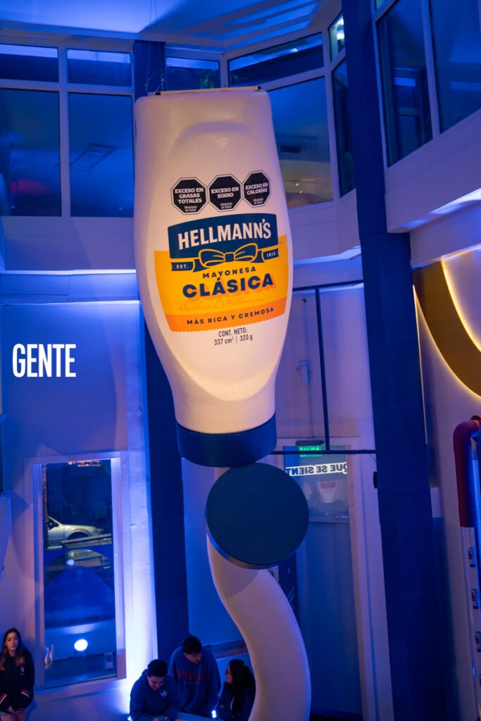 La protagonista de la experiencia: la mayonesa Hellmann's.