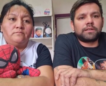 “Asesinaron a Ángel y tienen que caer todos”: el duro video de José López y Lorena Andrade por la muerte del nene en Comodoro Rivadavia