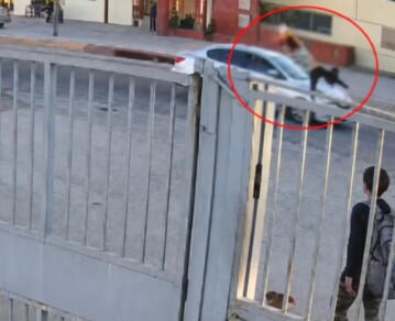 Brutal choque a una niña de 12 años al salir de la escuela en Córdoba: quedó en coma farmacológico