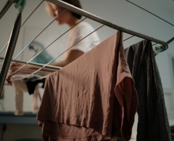 Cómo saber si la ropa ya está seca en invierno aunque siga sintiéndose fría