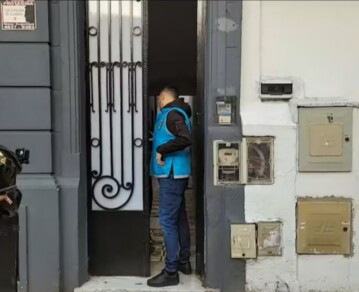 Horror en Villa del Parque: rescataron a 7 menores y 11 adultos de un taller textil clandestino