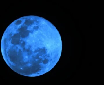 luna llena azul