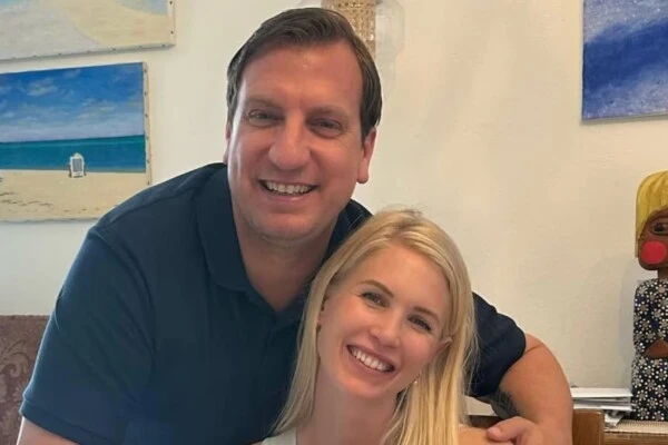 maxi lopez y daniela su esposa (1)