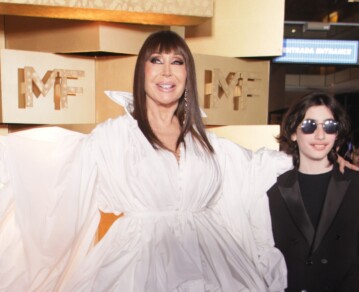 Moria Casán y su nieto Dante deslumbraron en la alfombra roja de los Martín Fierro 2026: en fotos, los detalles de sus impactantes looks
