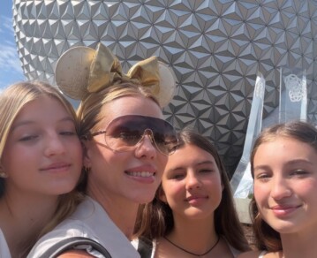 Las fotos del viaje a Disney que Nicole Neumann y Manu Urcera le regalaron a Allegra Cubero por sus 15 años