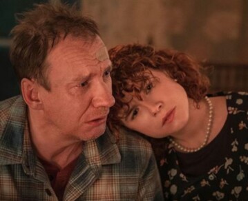 Dura poco más de dos horas, está en Netflix y desafía todo lo que creías entender sobre una historia de amor