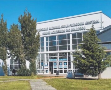 Horror en Río Gallegos: apuñalaron a un estudiante dentro de la universidad y quedó internado de urgencia