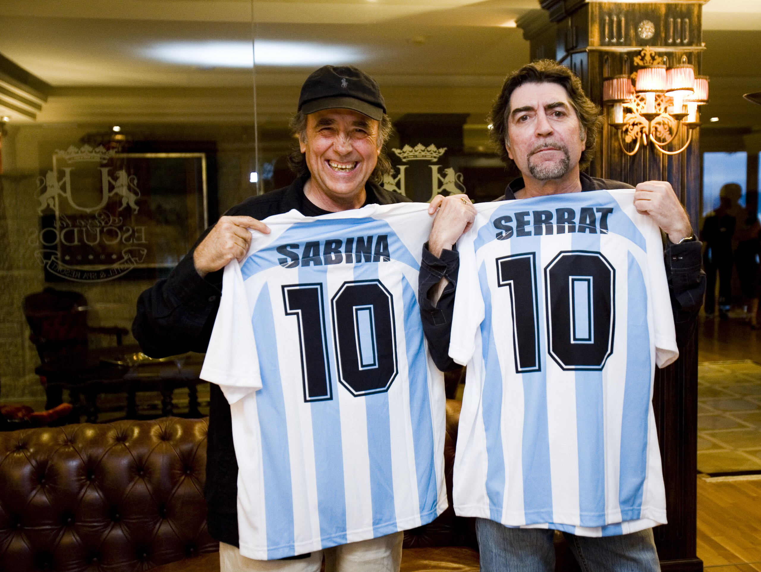 Sabina y Serrat