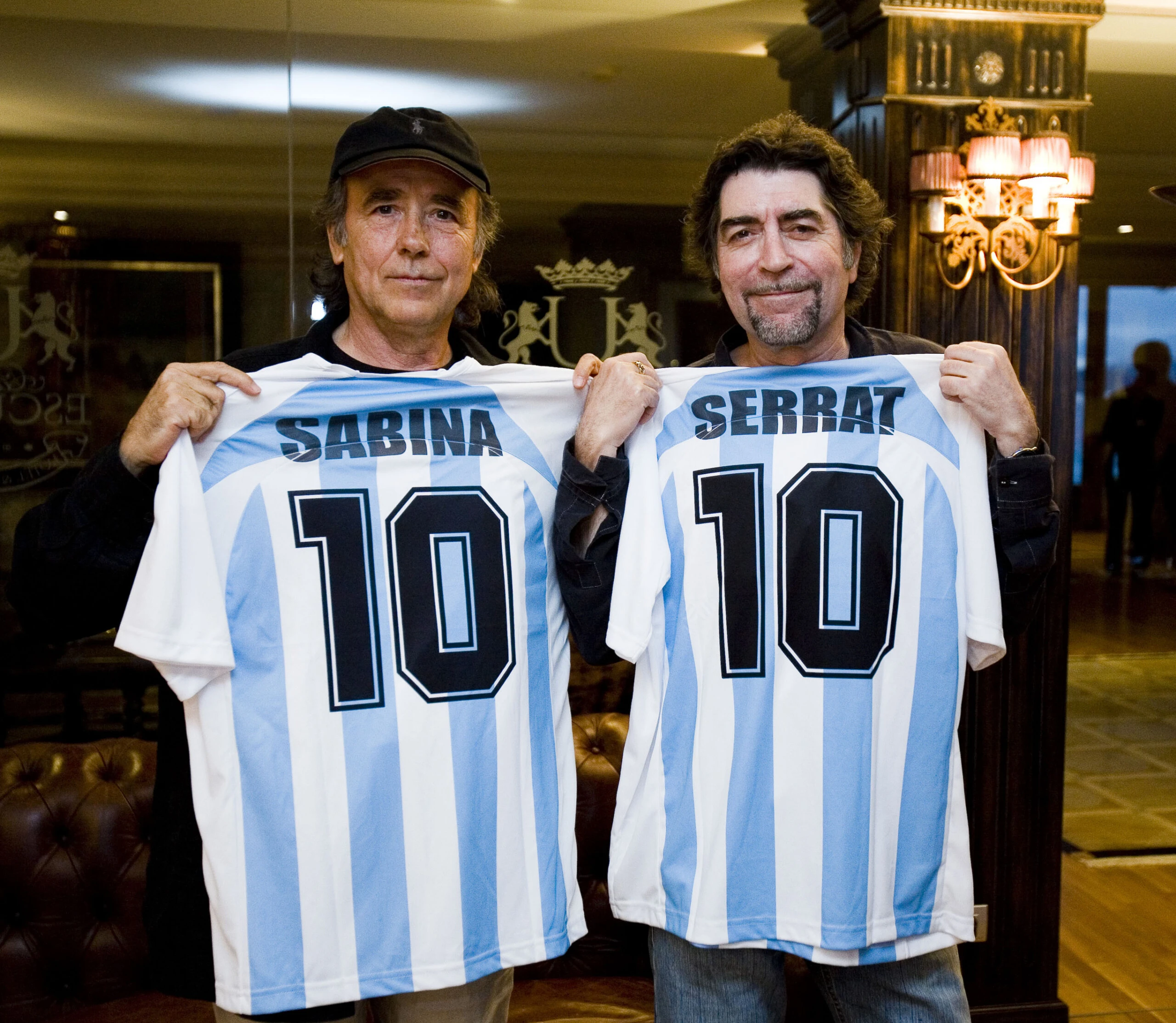 Sabina y Serrat
