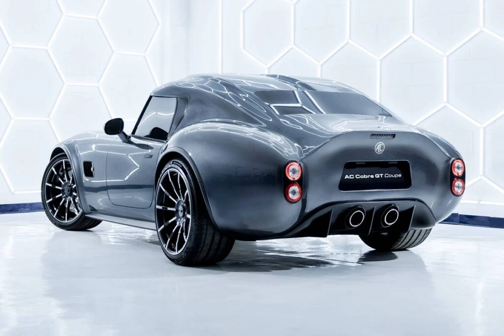 AC Cobra GT Coupe