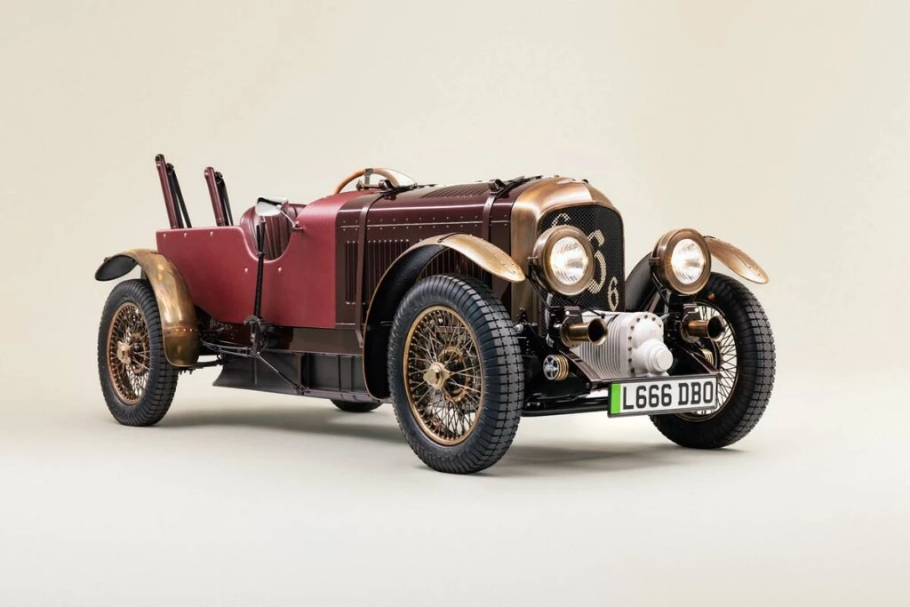 Bentley Blower Momoa