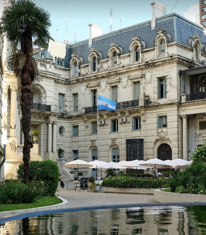 Los jardines exteriores.