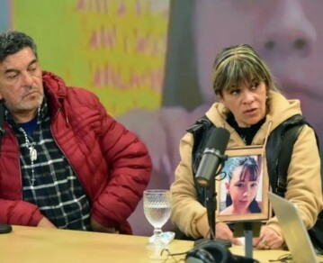 A un mes sin Agostina Vega, el reclamo de los abuelos de la adolescente asesinada en Córdoba: "Tenemos todo grabado"