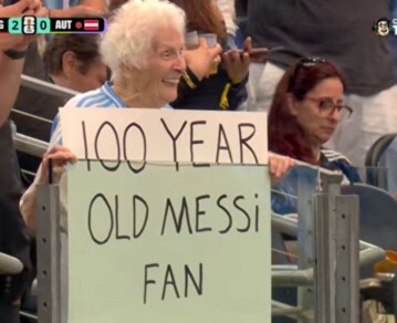 La historia de la abuela influencer de 100 años que apoya a Lionel Messi en este Mundial y se hizo viral