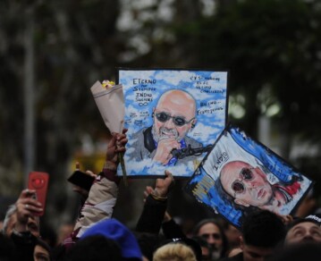 En fotos: entre lágrimas, emoción y recuerdos, así fue el último adiós multitudinario del Indio Solari