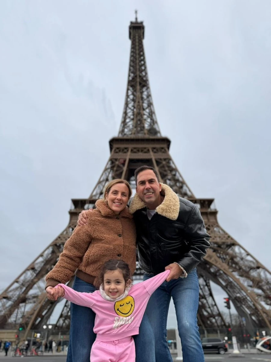 MARTÍN ARÉVALO Y CORA DEBARBIERI