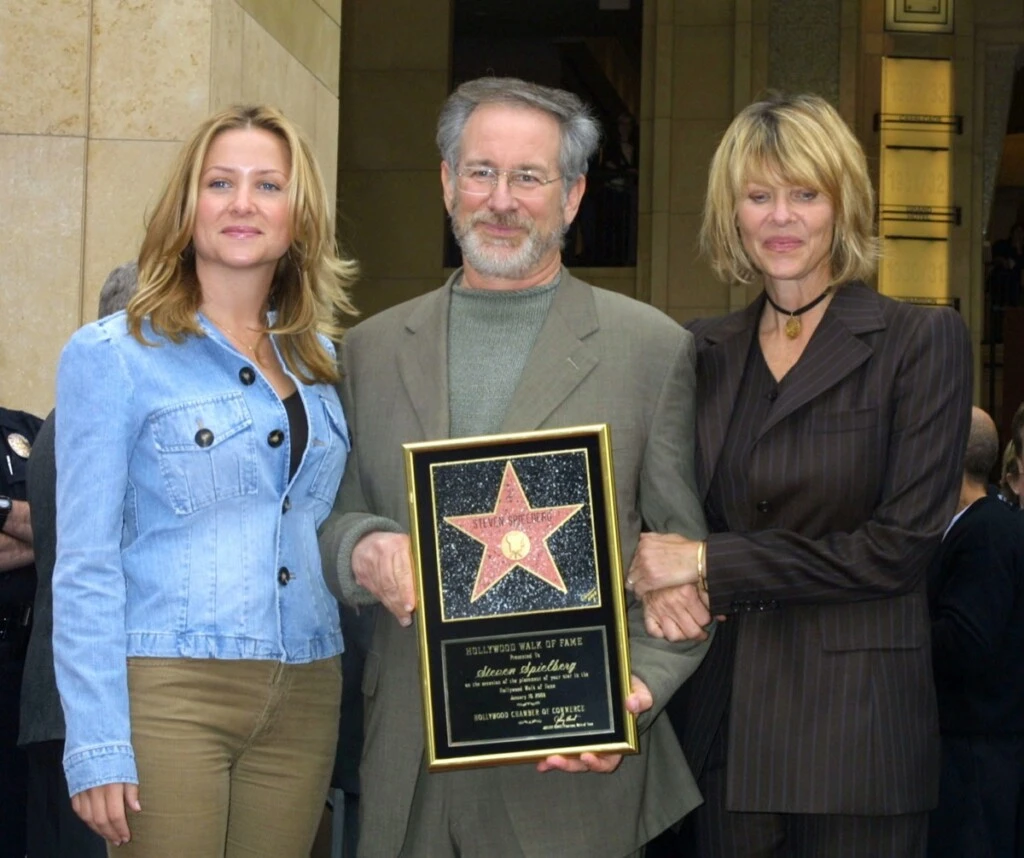 STEVEN SPIELBERG
