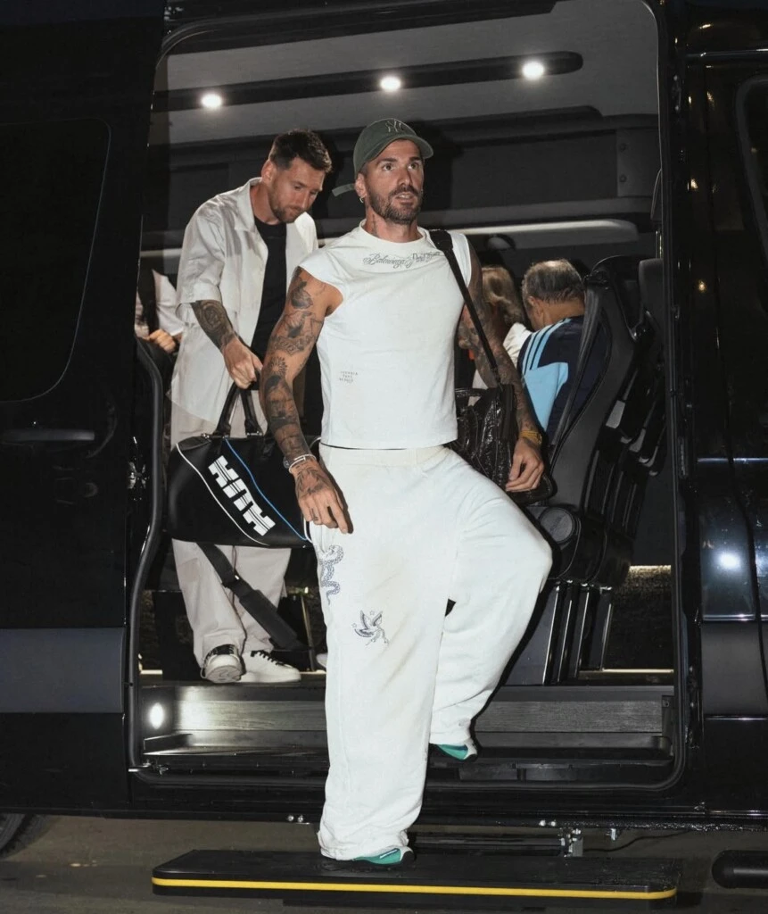 Leo Messi y Rodrigo de Paul, listos para el Mundial 2026: los looks matcheados para concentrar con la selección