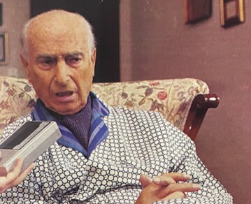 Así fue la última entrevista de Juan Manuel Fangio: por qué recibió a GENTE en pijama y su mirada sobre la política de los 90