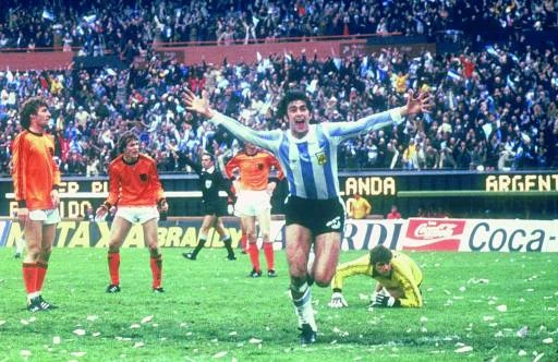 MARIO KEMPES