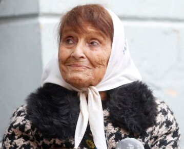 Murió a los 95 años Taty Almeida, presidenta de Madres de Plaza de Mayo