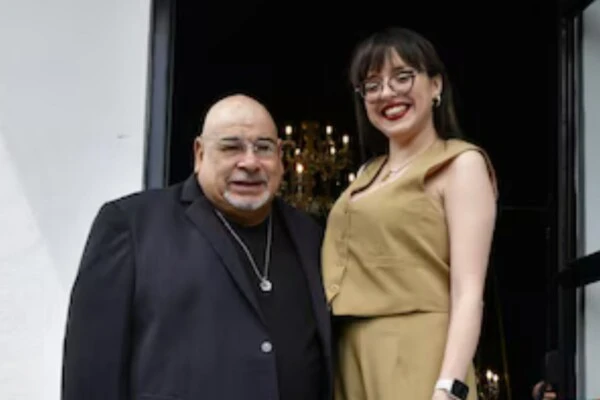 ROLY SERRANO Y LA NOVIA JOVEN