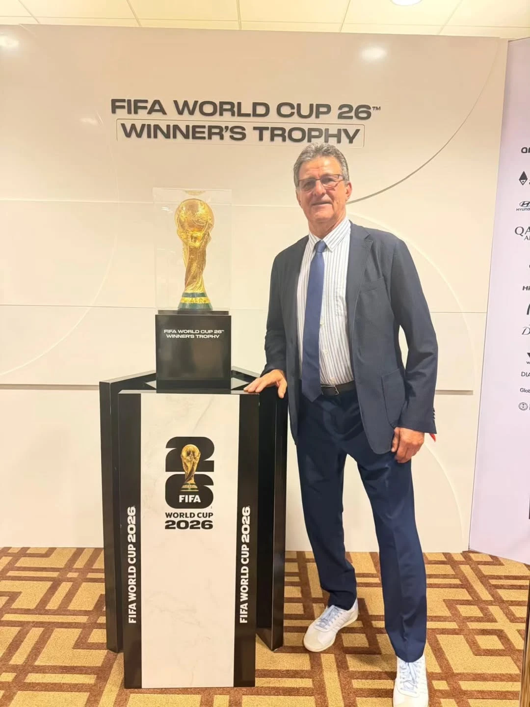 MARIO KEMPES