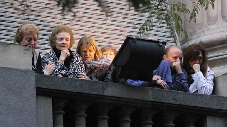 La madre de Cerati en el último adió al cantante desde el balcón de la Legislatura porteña.