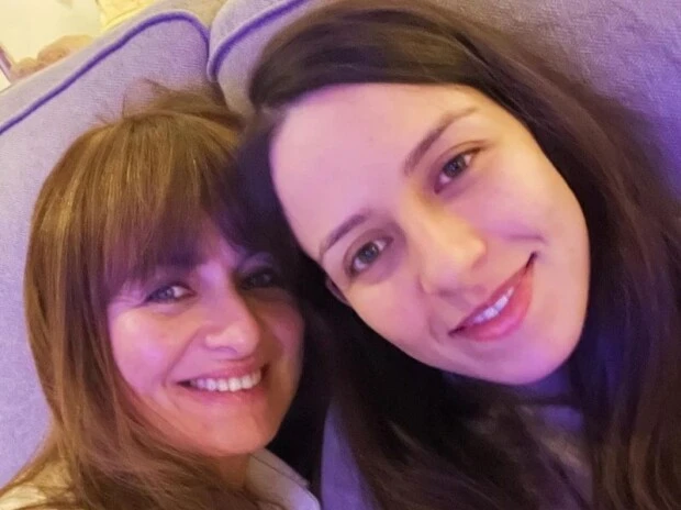 gabriela arias uriburu y la hija zahira