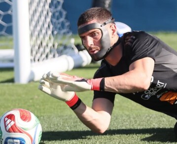 Por qué Luca Zidane jugó con una máscara negra ante Argentina: el accidente que casi lo deja sin Mundial
