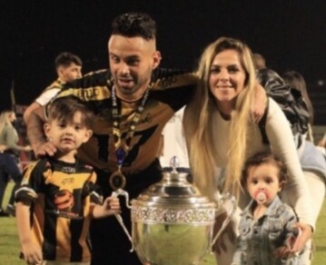 El dramático pedido de un futbolista argentino tras los terremotos en Venezuela: busca a su familia tras el derrumbe de su edificio
