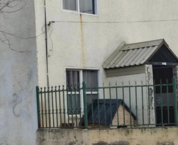 Una nena de 7 años se tiró de un balcón para pedir ayuda y denunciar el maltrato que sufría con su hermanito