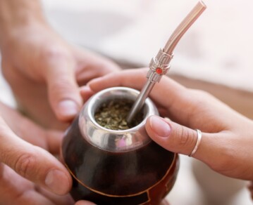 La forma más práctica de agregar jengibre al mate para aprovechar mejor su sabor