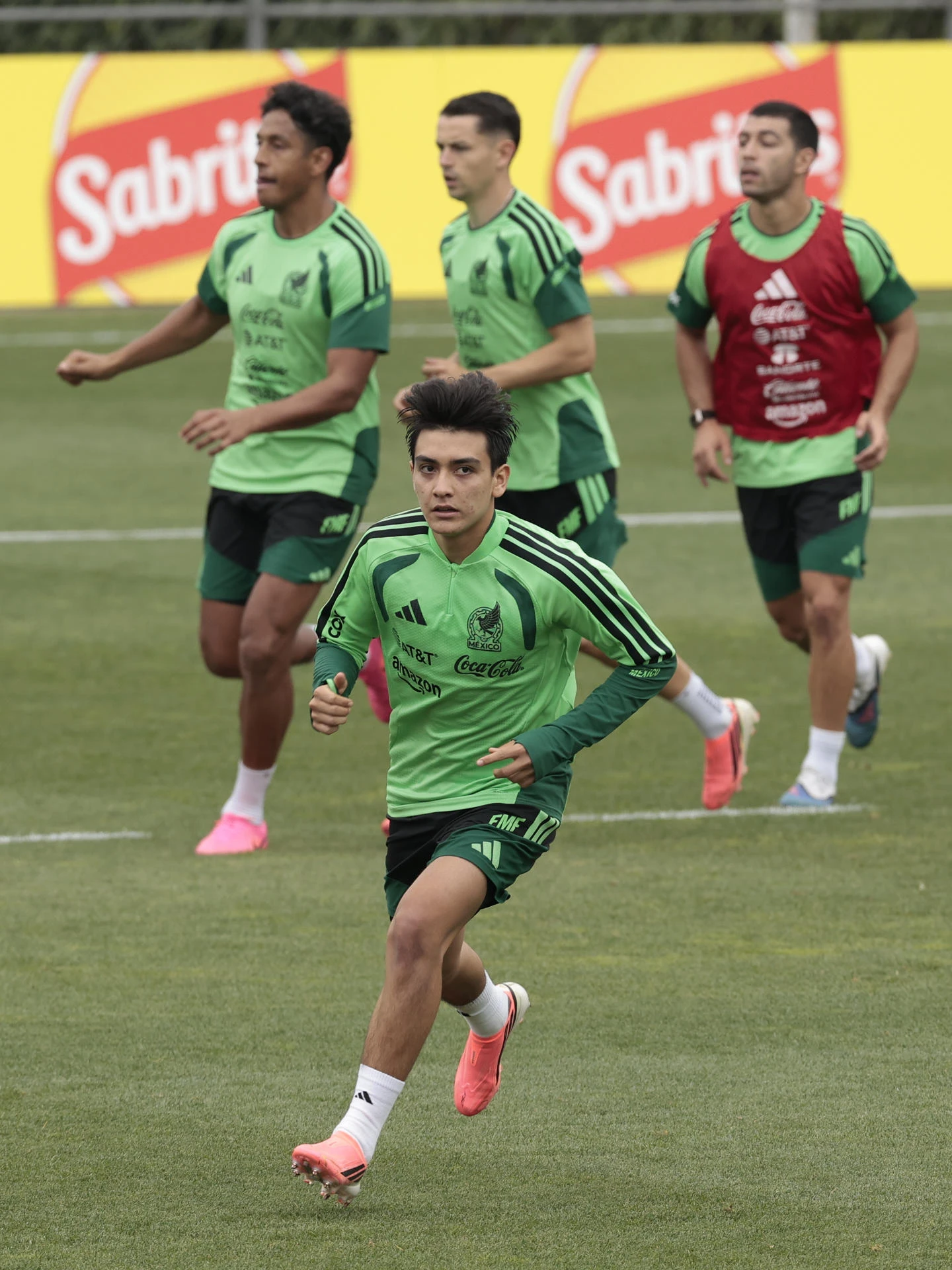 Gilberto Mora. 