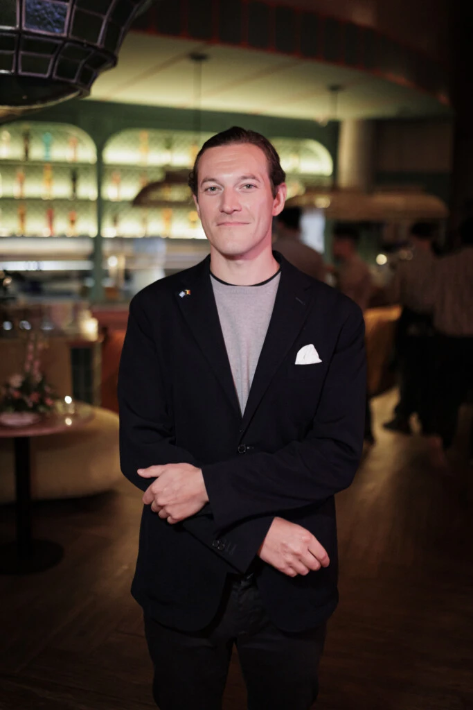 Gaspard Hambuckers, Director Comercial de Grupo Fabric, presentó la propuesta integral de MOTS para eventos sociales y corporativos.