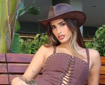 "¡Encima me bajó del auto!": La furiosa denuncia de Juli Poggio a un conductor de Uber